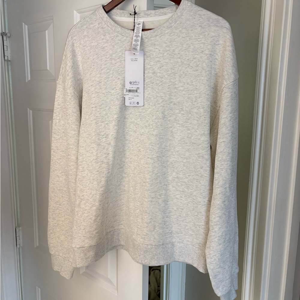 ALO Yoga White Heather Chill Crew Neck Sweatshirt